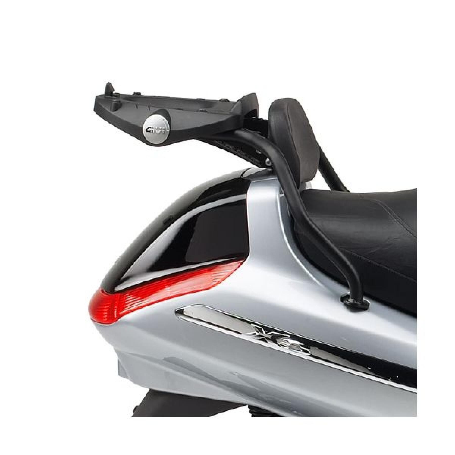 Supporto per il bauletto dello scooter Givi Monolock Piaggio X8 125-150-200-250-400 (04 à 10)